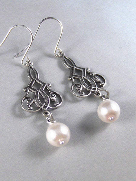 Isabelle,Silver Earrings,Pearl,Pink,Antique,Vintage Style,Wedding,Bride,Blush. Handmade jewelery by valleygirldesign on Etsy.