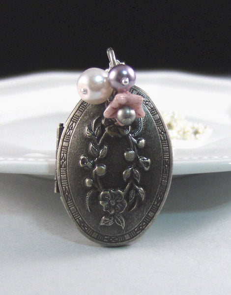 Isabelle,Silver Earrings,Pearl,Pink,Antique,Vintage Style,Wedding,Bride,Blush. Handmade jewelery by valleygirldesign on Etsy.