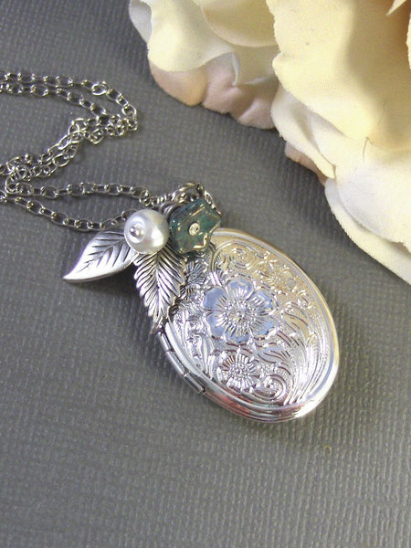 Hibiscus,Locket,Silver Locket,Antique Locket,Blue,Flower,Pearl,Antique Necklace. Handmade jewelry by valleygirldesigns on Etsy.