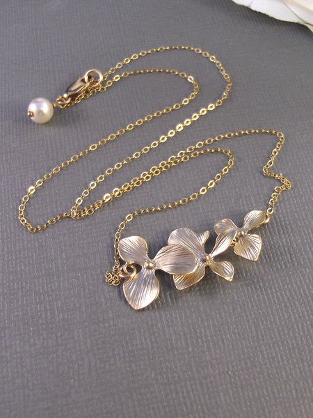 Golden Blossom,Gold,Gold Flower,Gold Necklace,Flower,Boho,Mum,Lotus,Bride,Wedding. Handmade jewelry by valleygirldesigns on Etsy.