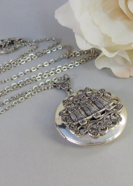 Tiny Owls,Owl,Locket,Silver Locket,Silver Necklace,Owl,Silver,Woodland,Antique Locket. Handmade jewelry by valleygirldesigns.