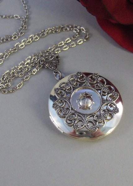 Ladybug,Silver Locket,Locket, Antique Locket,Ladybug,bug,Victorian Locket,Spring. Handmade jewelry by valleygirldesigns.
