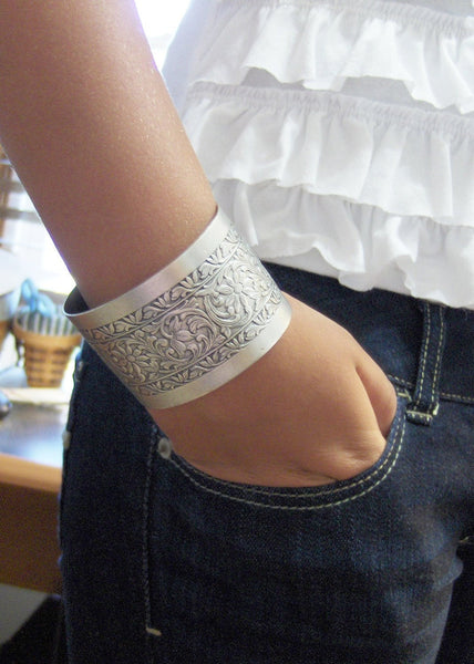 Nora,Bracelet,Cuff,Silver Bracelet,Cuff Bracelet,Bracelet,Silver,Antique Bracelet,Wedding,Bride.Handmade Jewelry by valleygirldesigns.