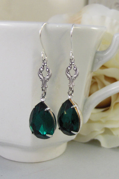 Emerald Goddess,Earring,Vintage Earrings,Emerald,Emerald Earrings,Green,May,Rhinestone. Handmade Jewelry by valleygirldesigns.