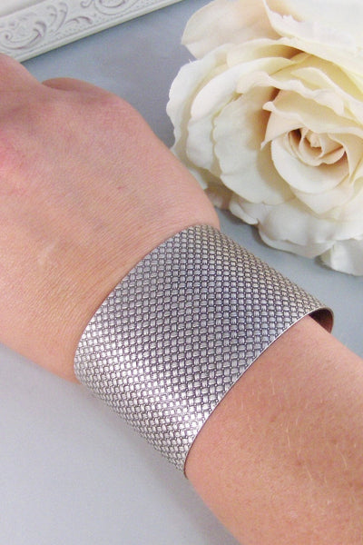 Selina,Bracelet,Cuff,Silver Bracelet,Cuff Bracelet,Bracelet,Silver,Antique Bracelet,Wedding,Bride.Handmade Jewelry by valleygirldesigns.