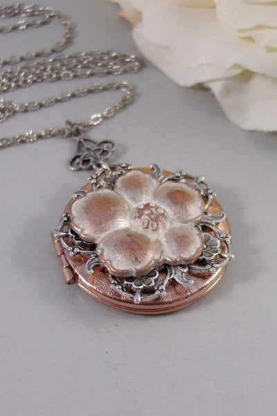 Golden Rose,Locket,Silver Locket,Flower,Rose Gold,,Antique Locket,Floral,Jewelry. Handmade jewelry by valleygirldesigns.