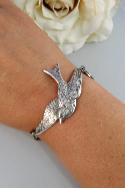 Sparrows Memory,Bracelet,Silver Bracelet,Bracelet,Silver,Antique Bracelet,Sparrow,Locket,Bird,Locket,Peace. Jewelry by valleygirldesigns.