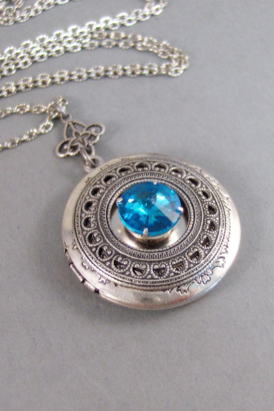 Blue Topaz,Locket,Antique Locket,Silver Locket,Topaz Stone,Vintage Rhinestone,Vintage,Blue Stone,Zircon Birthstone. Valleygirldesigns.