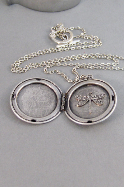 Hidden Dragonfly,Locket,Dragonfly,Minimalist,Secret Locket,Dragonfly Locket,Antique Locket,Silver Locket,Dragonfly Necklace.valleygirldesign