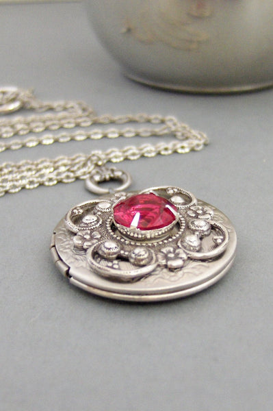 Rubies Red,Locket,Antique Locket,Silver Locket,Red,Vintage,Rhinestone,Vintage Ruby,Necklace,Ruby Locket,Ruby Necklace,Red.Valleygirldesigns.