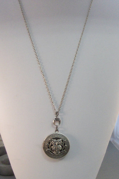 Noctua,Owl,Locket,Silver Locket,Silver Necklace,Owl,Silver,Woodland,Antique Locket. Handmade jewelry by valleygirldesigns.