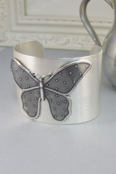 Butterflies Dance,Butterfly,Butterfly Cuff,Butterfly Bracelet, Bracelet,,Chunky Bracelet,Gypsy Bracelet.valleygirldesigns.
