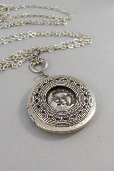 Sun And Moon,Moon,Moon Necklace,Moon Locket,Necklace,Locket,Silver Locket,Sun,Sun Locket,Sun Necklace,Summer Necklace,Valleygirldesigns.