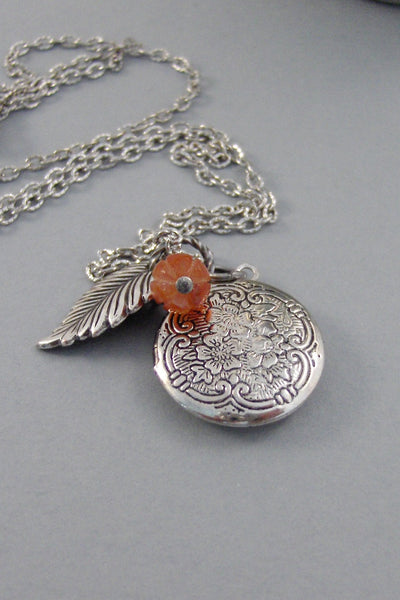 Fall Leaf,Locket,Necklace,Leaf,Antique Necklace,Fall Necklace,Autumn,Fall,Leaf Locket,Fall,Orange,Pumpkin,Jade,Silver valleygirldesigns.