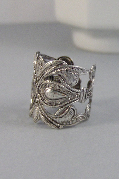 Forest Nymph, Ring,Silver,Ring,Gothic Ring,Antique Ring,Silver Ring,Antique Gothic Ring,Filigree Ring,Floral Ring valleygirldesigns.