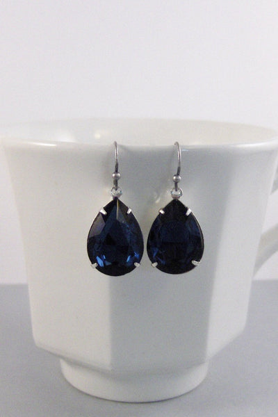 Dark Sapphire,Vintage Earrings,Navy,Vintage Rhinestone,Silver Earrings,Sapphire Earrings,Blue,Birthstone,September. valleygirldesigns.