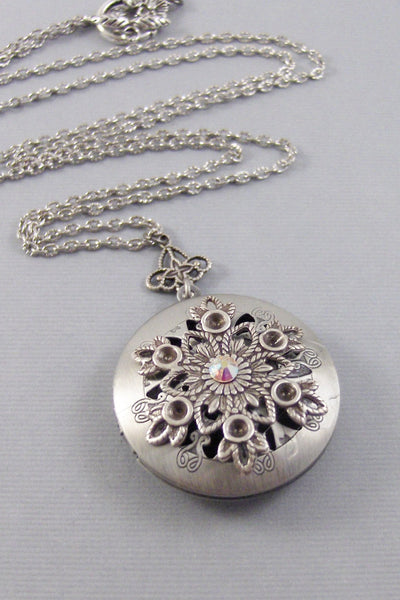 Snowflake,Frozen,Locket,Snowflake Locket,Snowflake Neckalce,Snow,Christmas,Silver Locket,r,Necklace,Antique Locket, valleygirldesigns.