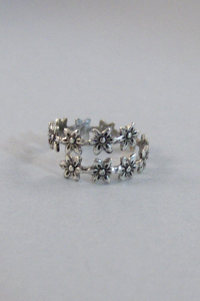 Baby's Breathe,Leaf Ring,Flower,Tiny Flower,Flower Ring,Silver,Twig,Branch,Ring,Silver Ring,Woodland,Wedding,Bridesmaid valleygirldesigns.
