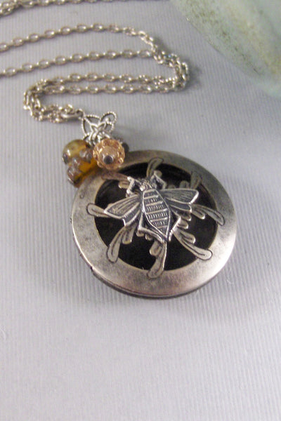 Scented Bee,Locket,Silver,Apothecary,Choose Your Scent,Queen Bee,Bee Ncklace,Bee,Bee Locket,Scent Locket,Antique Locket,valleygirldesigns.