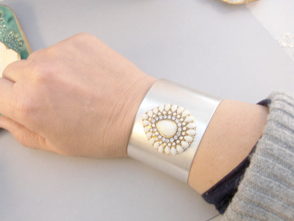 Winter Gypsy,Cuff,Cuff Bracelet,White Bracelet,Bracelet,Silver,Antique Bracelet,Bohemian Bracelet,Gypsy Bracelet,White.valleygirldesigns.