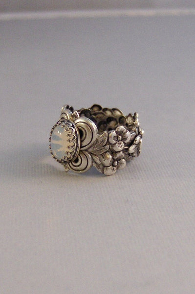 Moon Bloom,Ring,Moonstone Ring,Moonstone,Vintage,Vintage Ring,Adjustable,Bridesmaid,Moon,Goddess,Opal,White valleygirldesigns.