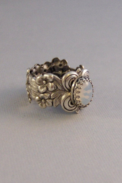 Moon Bloom,Ring,Moonstone Ring,Moonstone,Vintage,Vintage Ring,Adjustable,Bridesmaid,Moon,Goddess,Opal,White valleygirldesigns.