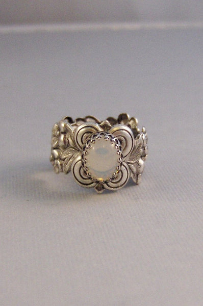 Moon Bloom,Ring,Moonstone Ring,Moonstone,Vintage,Vintage Ring,Adjustable,Bridesmaid,Moon,Goddess,Opal,White valleygirldesigns.