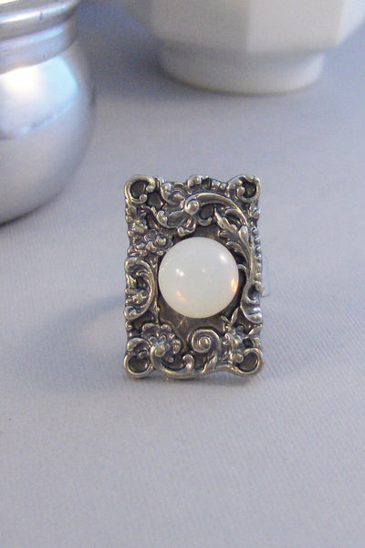 Floral Moon,Moonstone Ring,Moonstone,OOak, White Stone,Moonstone,Opal, Opal Ring,October Birthstone,White Ring,Moon Ring,Moon Jewelry,