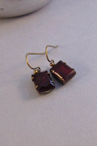 Tennsie Garnets,Vintage Earrings,Garnet Earrings,Brass Earrings,Garnet,Birthstone,Burgandy,January Birthstone,Red Earring valleygirldesigns.