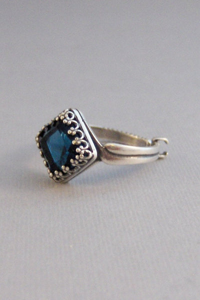 Princess Sapphire,Ring,Sapphire Ring,Sapphire,Blue Ring,Blue Stone,Blue Ring,Bridesmaid,Sapphire Jewelry,September Birthstone,BirthstoneRing