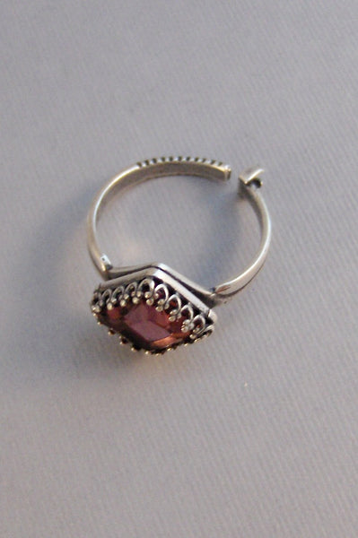Princess Garnet,Ring,Garnet Ring,Garnet,Red Ring,Red Stone,Red Ring,Bridesmaid,Sapphire Jewelry,Garnet Birthstone,Garnet,Birthstone Ring