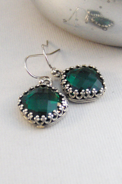 Emerald Green,Emerald Earring,Emerald Jewelry,Everald Swarovski,Green Earring,Green Jewelry,Green Stone,May Birthstone,Swarovski Earrings