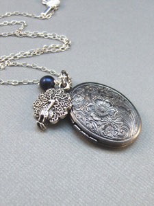 Pavo,Peacock,Locket,Silver Locket,Antique Locket,Blue,Filigree,Silver,Antique. Handmade jewelery by valleygirldesigns.