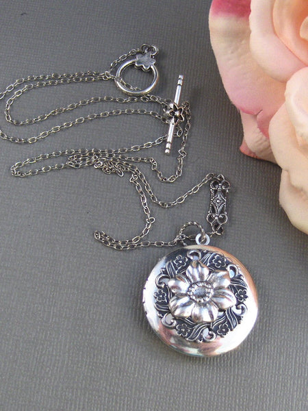 Antique Poppy, Locket,Silver Locket,Antique Locket,Flower Locket.,Poppy, Flower. Handmade Jewelry by ValleyGirlDesigns.