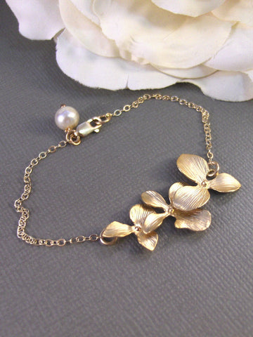 Golden Blossom,Gold,Gold Flower,Gold Bracelet,Branch,Boho,Mum,Lotus,Bride,Wedding. Handmade jewelry by valleygirldesigns on Etsy.