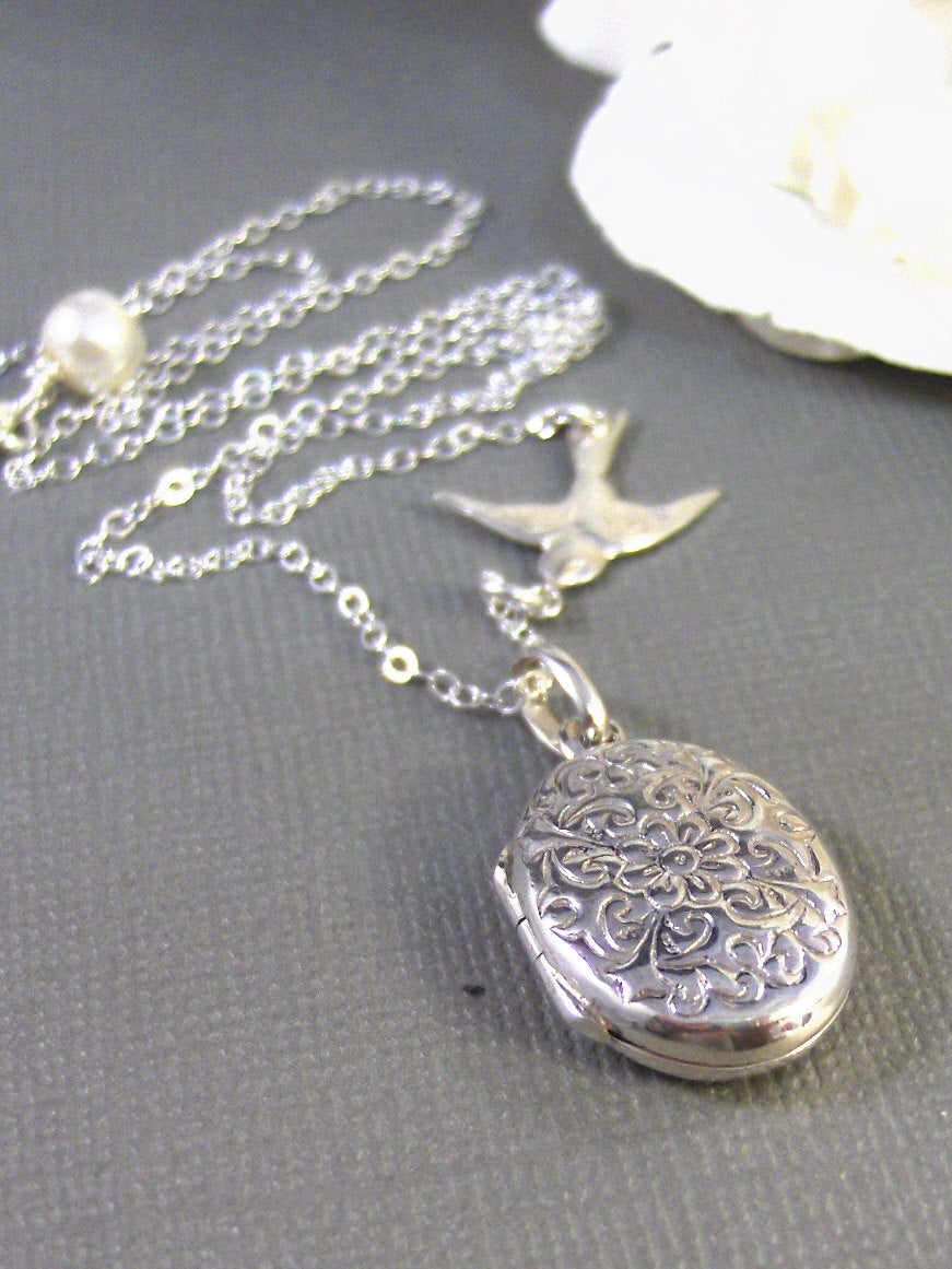 Alouette,Locket,Silver Locket,Sterling Silver Locket,Sterling Silver,Bird,Wedding Jewelry. Handmade jewelry by valleygirldesigns.