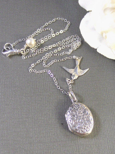 Alouette,Locket,Silver Locket,Sterling Silver Locket,Sterling Silver,Bird,Wedding Jewelry. Handmade jewelry by valleygirldesigns.