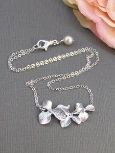 Silver Blossom,Sterling Silver,Silver Flower,Silver Necklace,Flower,Boho,Lotus,Bride,Wedding. Handmade jewelry by valleygirldesigns on Etsy.