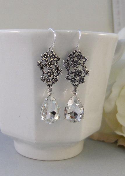 Vintage Blooms,Earring,Vintage Earrings,Diamond,Diamond Earrings,Clear,Crystal,Rhinestone. Handmade Jewelry by valleygirldesigns.