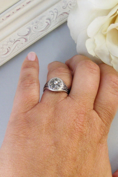 Sea Blossom,Ring,Silver Ring,Silver Blossom,Ring,Flower Ring,Antique Ring,Antique Silver,Victorian,Handmade jewelery by valleygirldesigns.