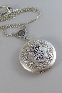 Little Owl,Owl,Locket,Silver Locket,Silver Necklace,Owl,Silver,Woodland,Antique Locket. Handmade jewelry by valleygirldesigns.