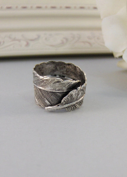 Silver Feather,Ring,Silver,FeatherRing,Antique Ring,Silver Ring,,Wedding,Bridesmaid,Silver Feather Ring,Feather,Bird  valleygirldesigns.