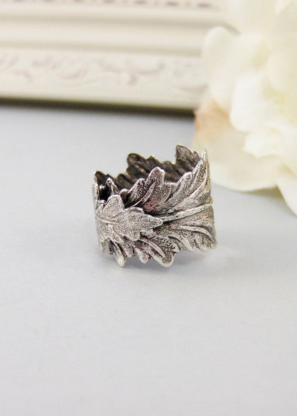 Silver Leaf,Ring,Leaf Ring,Twigg Ring,Silver Leaf Ring,Silver,Leaf,Twigg,Branch,Antique Ring,Silver Ring,Woodland,valleygirldesigns.