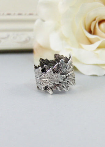 Silver Leaf,Ring,Leaf Ring,Twigg Ring,Silver Leaf Ring,Silver,Leaf,Twigg,Branch,Antique Ring,Silver Ring,Woodland,valleygirldesigns.