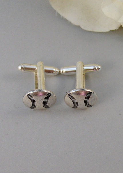 Baseball Cufflinks,Cufflink,Men,Groosmen,Baseball,Sport,Groom,Father,Dad,Wedding,Men,Jewelry. Handmade jewelry by valleygirldesigns.