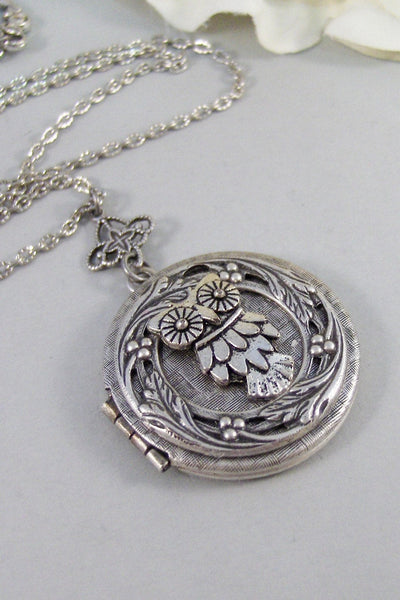 Little Hoots,Owl,Locket,Silver Locket,Silver Necklace,Owl,Silver,Woodland,Antique Locket. Handmade jewelry by valleygirldesigns.