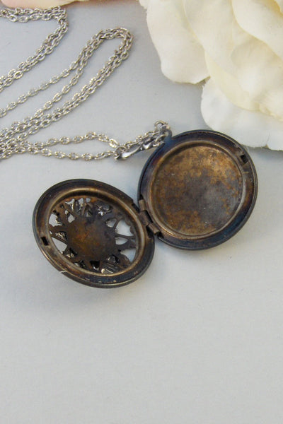 Gladriale,Locket,Silver,Scent Locket,Antique Locket,Floral,Jewelry,Elf,Fairy, Handmade jewelry by valleygirldesigns.