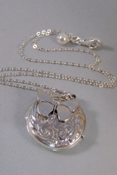 Summer Flutter,Locket,Silver Locket,Necklace,Sterling Silver Locket,Butterfly,Wing,Wedding,Leaf. Jewelry by valleygirldesigns.