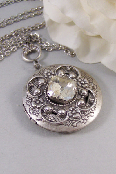 Queen Anne's Lace,Locket,Antique Locket,Silver Locket,Diamond,Vintage,Rhinestone,Birthstone. Handmade jewelry by Valleygirldesigns.