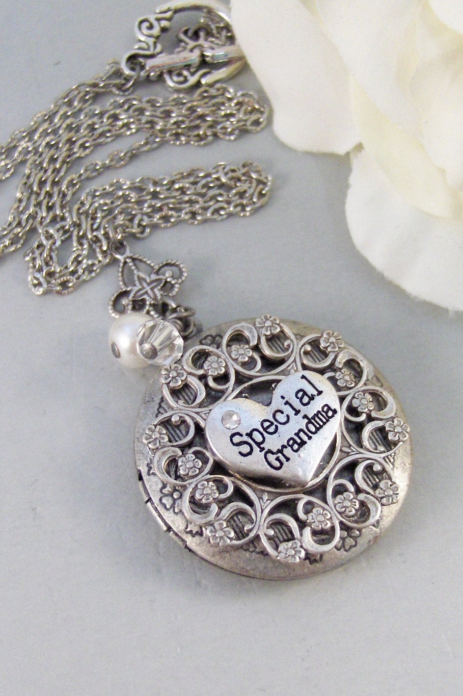 Grandmother's Locket,Locket,Silver Locket,Grandma,Grandmother,Mother,Necklace,Antique Locket,Necklace.Handmade Jewelry by valleygirldesigns